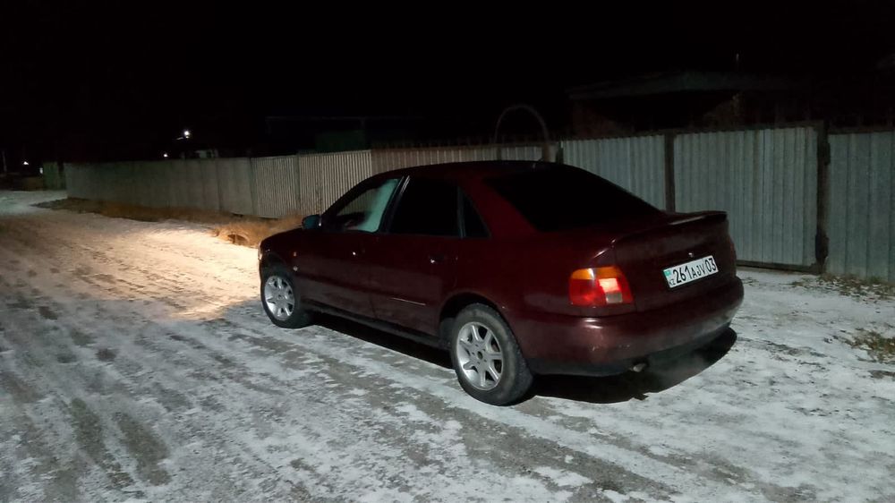 Продам немца Ауди А4