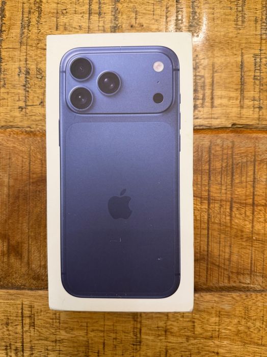 iPhone 17 pro max