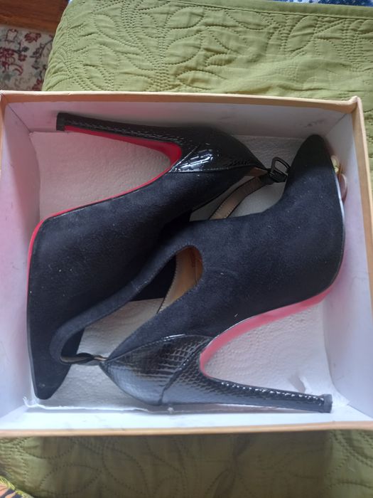 Натуральный замш