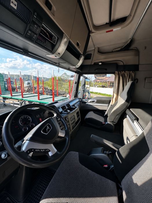 Camion forestier MAN TGS 33.500 din 2019, fabricație Germania