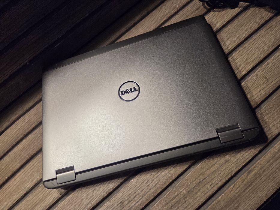 Laptop 14" Dell Vostro 3460 Intel Core i5 3210M 6GB RAM 500GB
Are pro