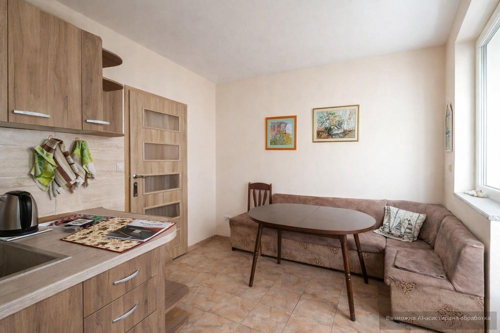 Четиристаен апартамент  в гр.Варна, Базар Левски!