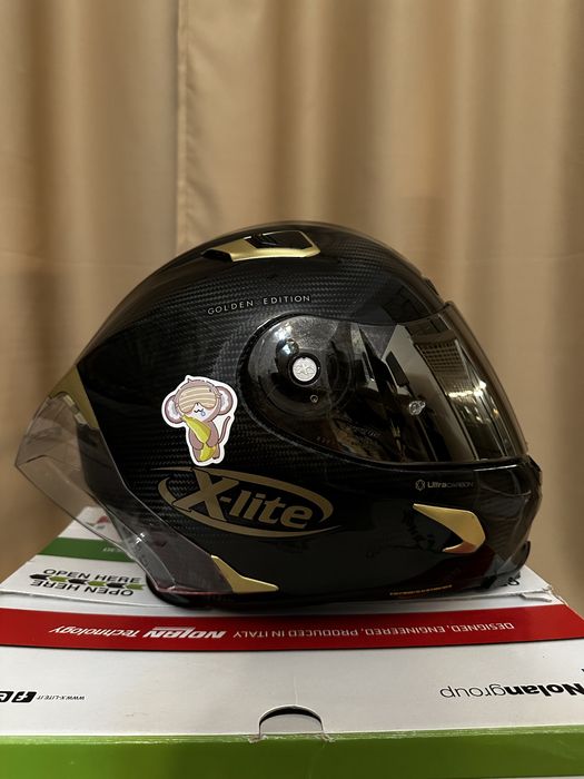 Casca moto X-Lite X-803 RS Ultra Carbon Golden Edition, marimea M