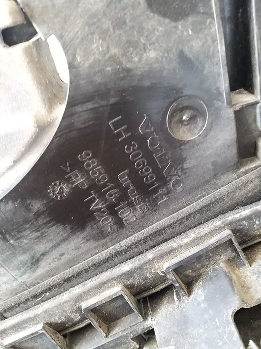 Broasca usa stanga spate volvo s40 30699111 985916102