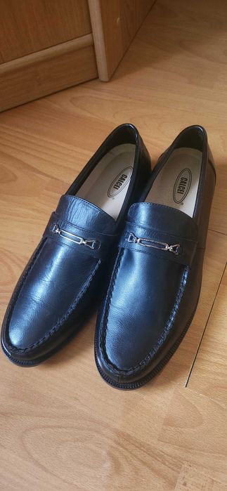 Мокасины кожаные черные новые