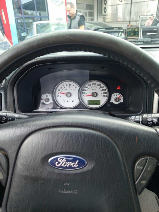 Продавам Ford Maveric 2.3 150 XLT