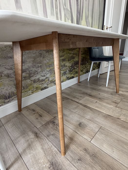 Продам кухонный стол