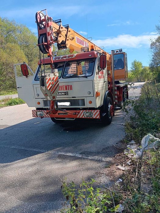 Inchiriere macara/automacara Valcea