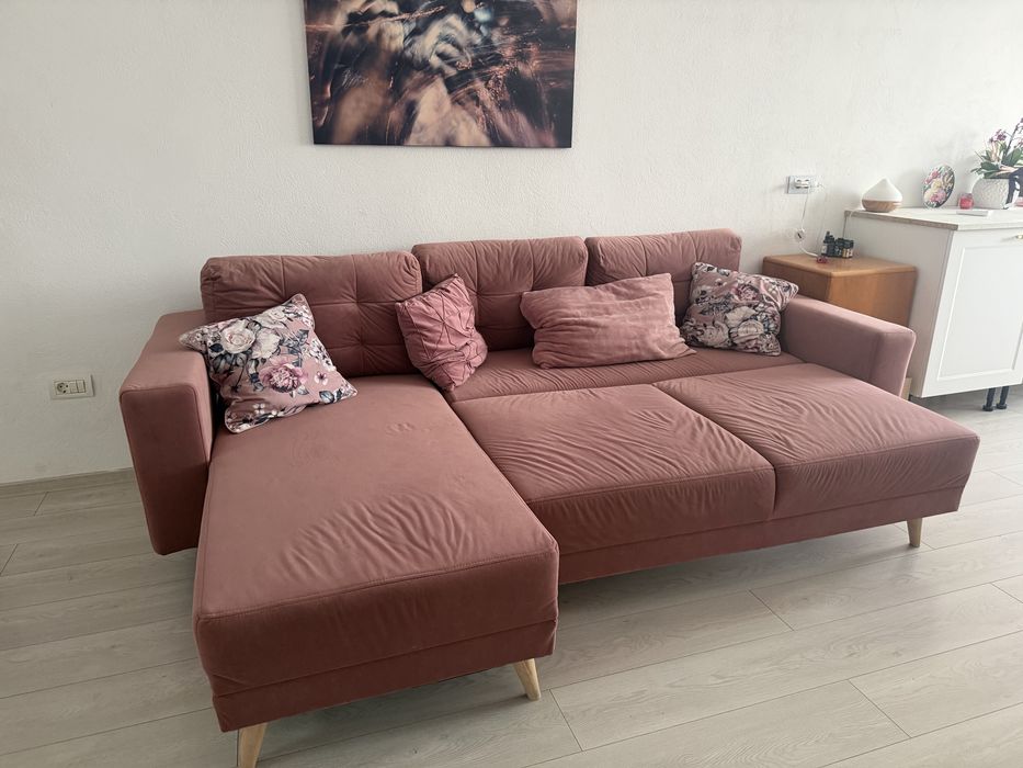 Canapea colțar modern – culoare roz pudrat / somon