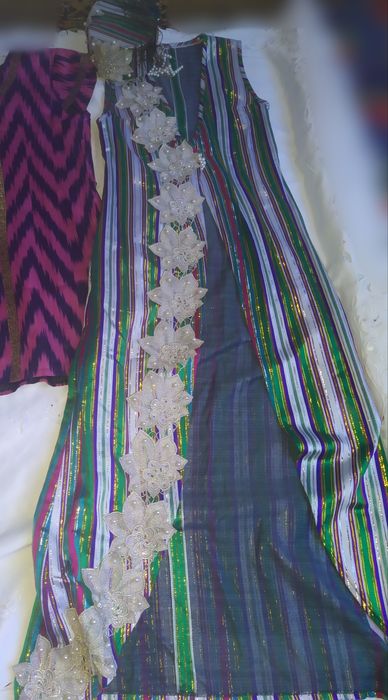 Milliy kiyim adras nimcha