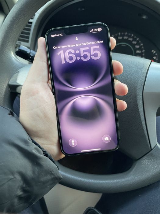 Продам iphone 13 128 gb