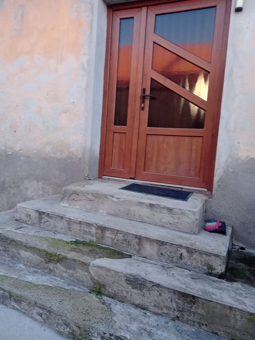 Casă la Țară cu grădină