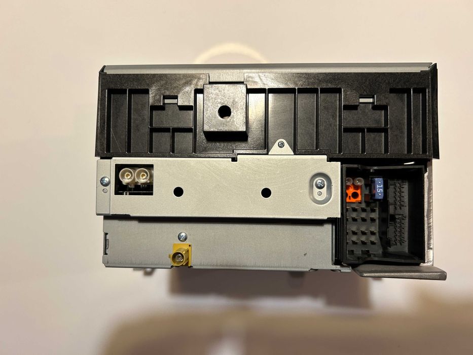 Оригинална мултимедия за Mercedes B Class – 6CD*Radio*B/T*USB