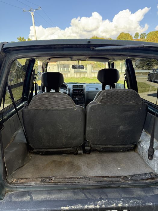 Vând suzuki vitara 4x4 1.6 benzina