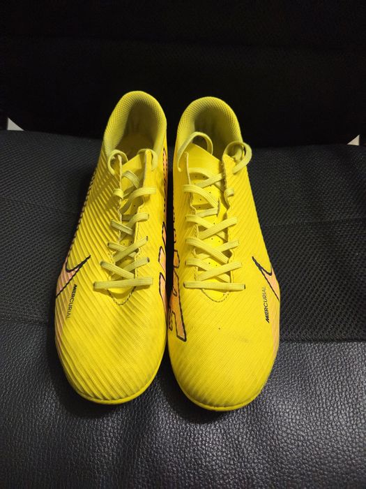 Ghete Fotbal   Nike Mercurial Vapor Nr 42
