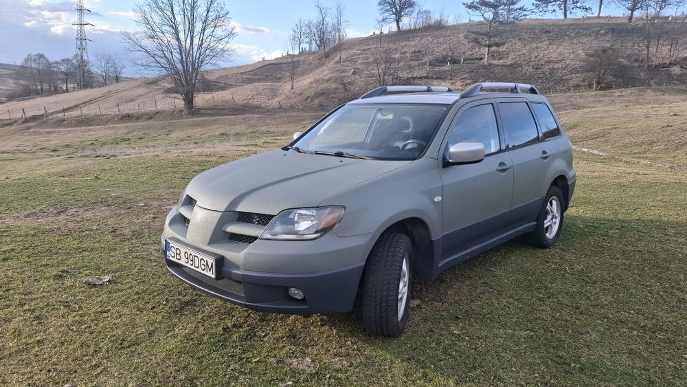 Mitsubishi Outlander  4×4
