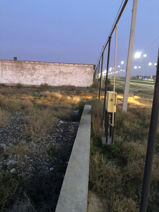 Земельний участок