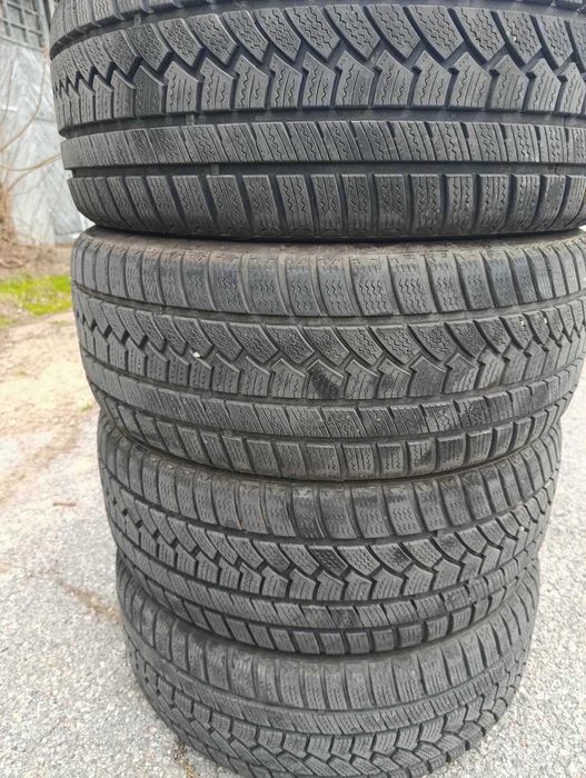 Зимни гуми 4 бр. 255/45/20, DOT 22/23