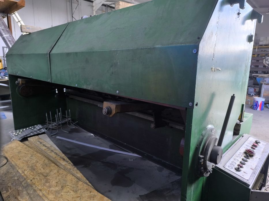 Хидравлична гилотина Digep DLB 6/3050