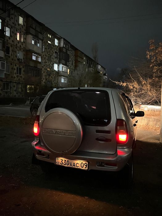 Продам ниву Шевролет