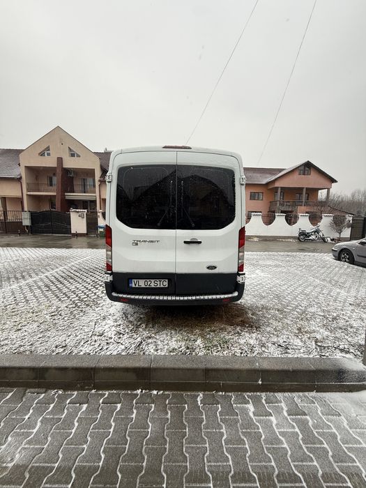 Ford Tranzit 8 locuri