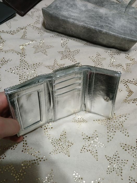 Portofele și poșete