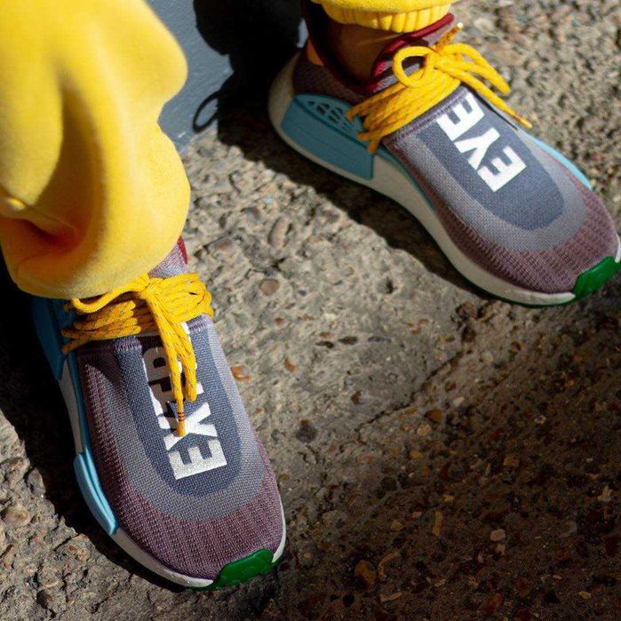 Оригинални мъжки обувки ADIDAS  PHARRELL WILLIAMS  HM размер  EU40.