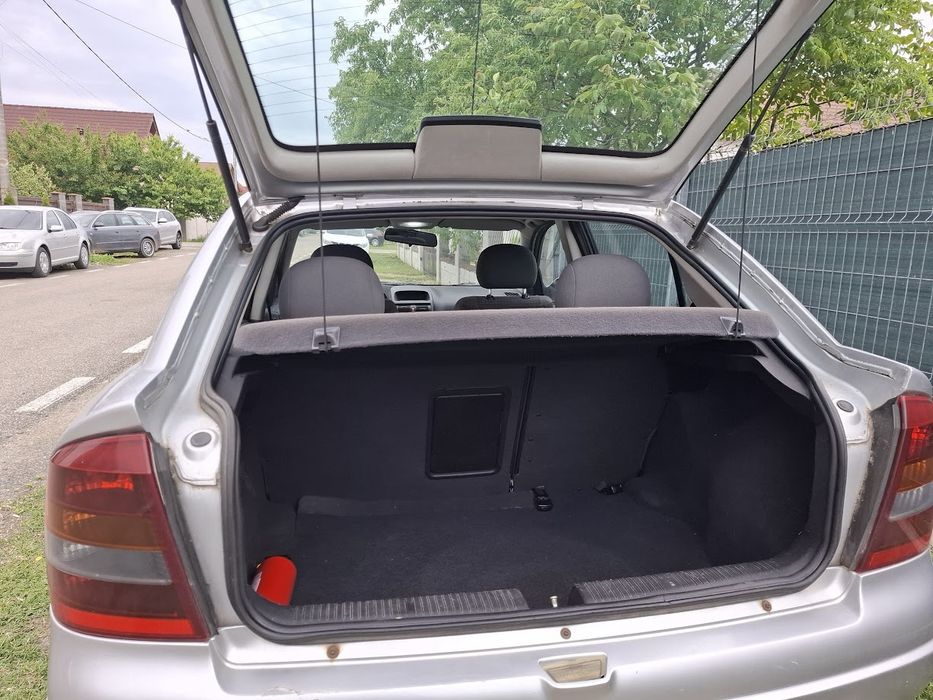 Opel Astra G 1.6 benzină