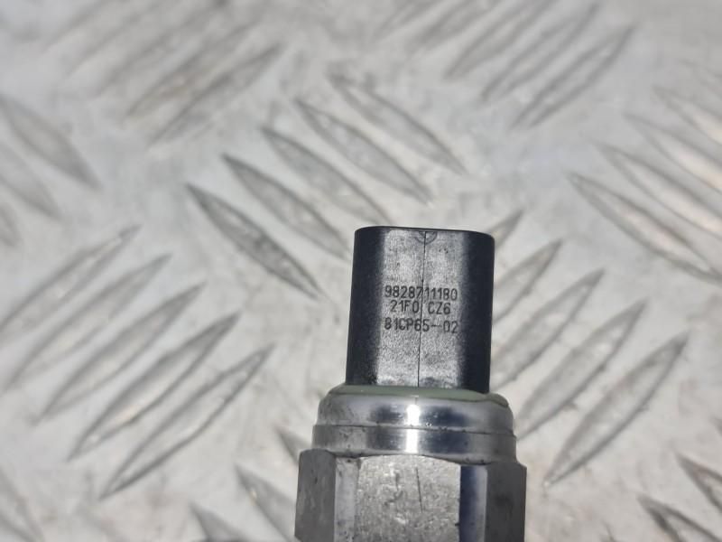 Senzor temperatura ulei Peugeot 3008