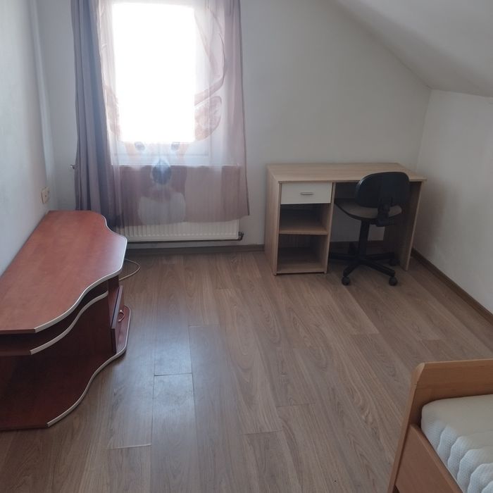 Apartament de închiriat