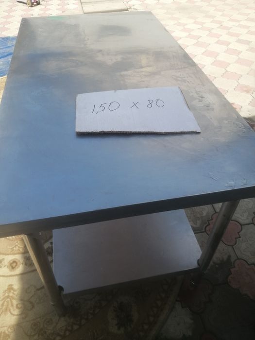 Продам стол кухонный пещевой