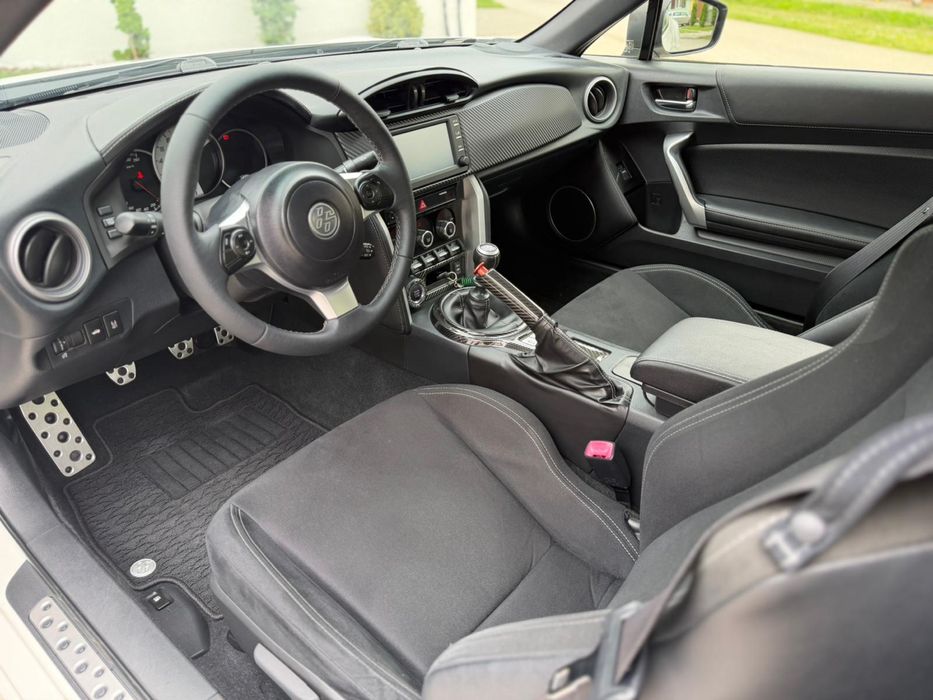 Toyota GT86 2.0 Rock&Road 200cp 2016