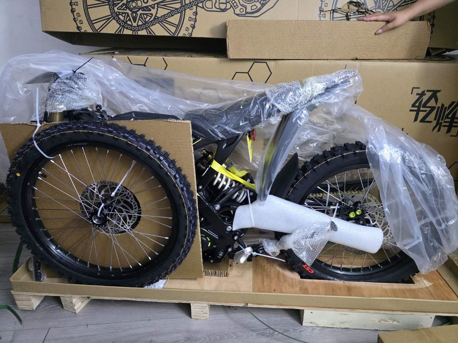 Surron light bee x 2025