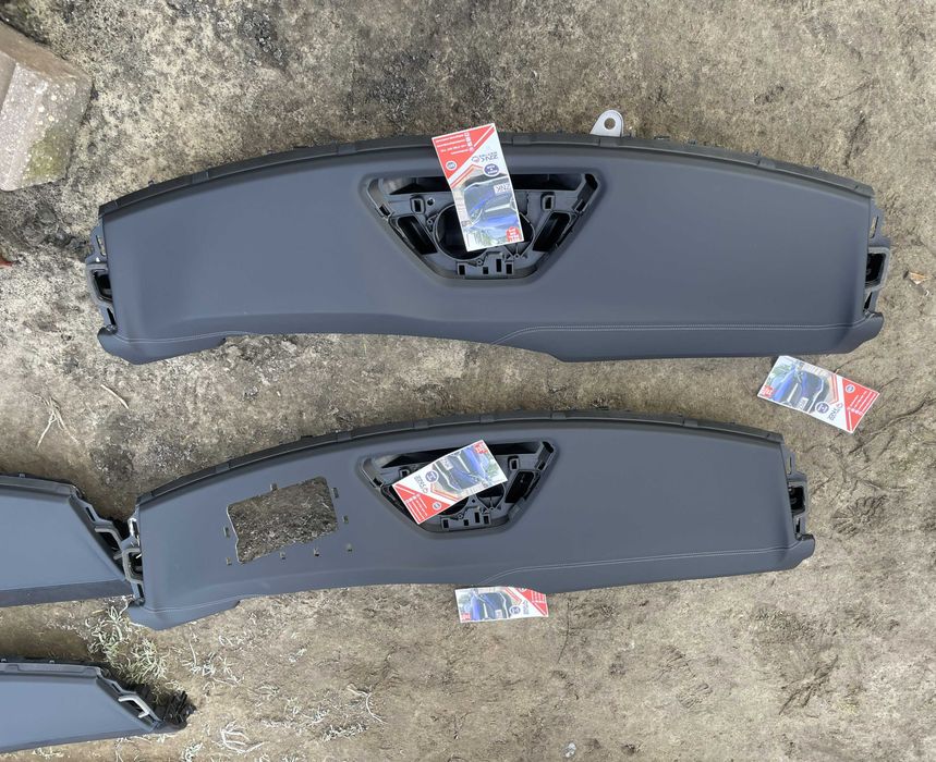 BMW U11  U10 - X1 / X2 airbag pasager - plansa de bord cu sau fara HUD