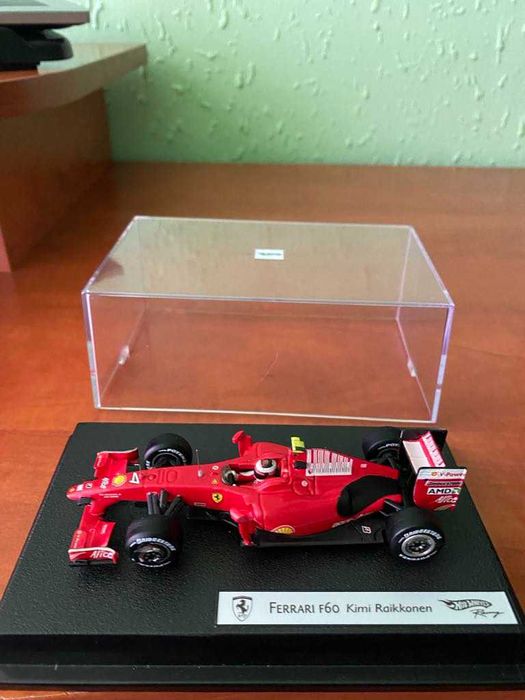 модели формула 1 Ferrari , Jordan Honda - HOT WHEELS -1.18 - 1.43