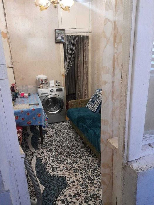 Продаётся 4-комнатная квартира