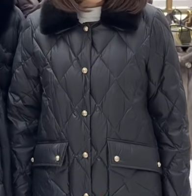 Продам женскую куртку осень/весна