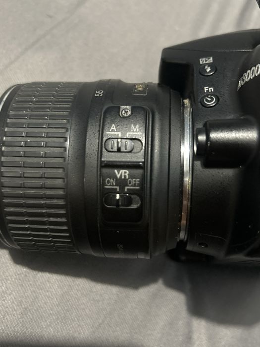 nikon d3000+обектив 18-55мм с vr