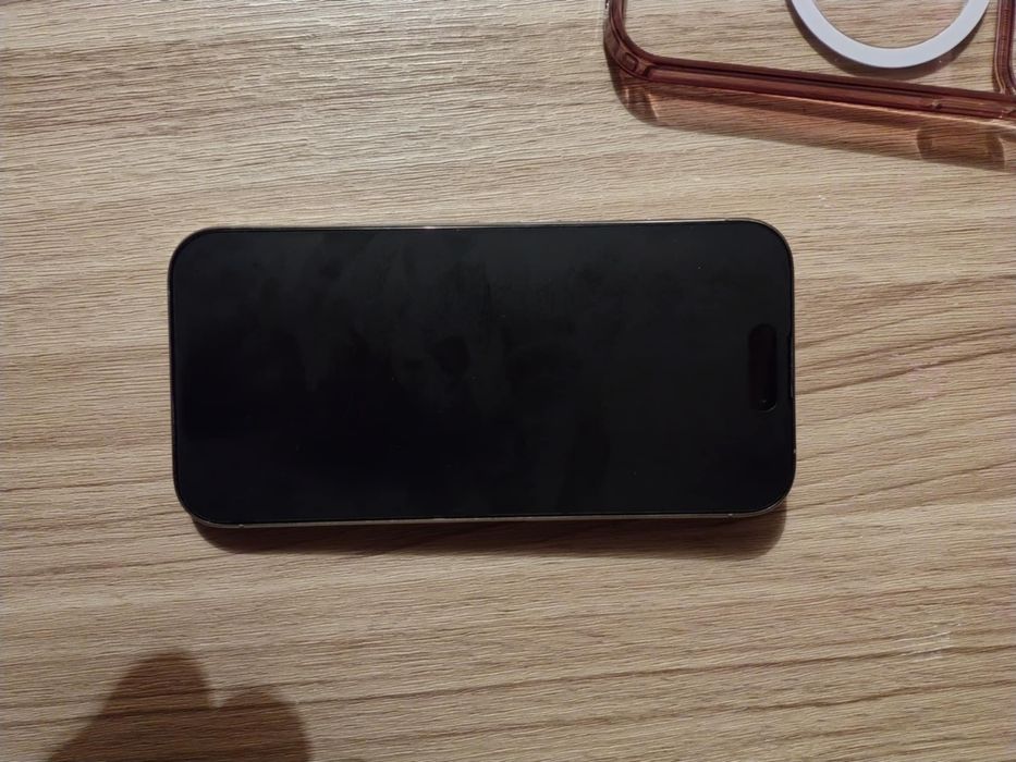 Iphone 15 pro 256gb 91% bateria