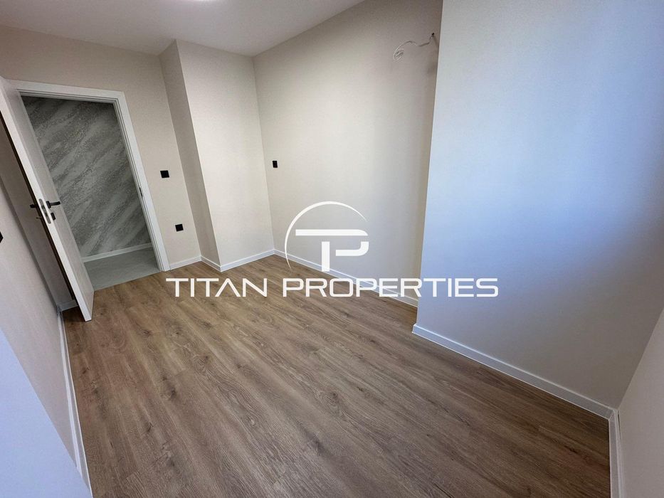 Продава се Тристаен апартамент в Бургас, Братя Миладинови - 50 кв.м за 1529 €/кв.м - Снимка #7