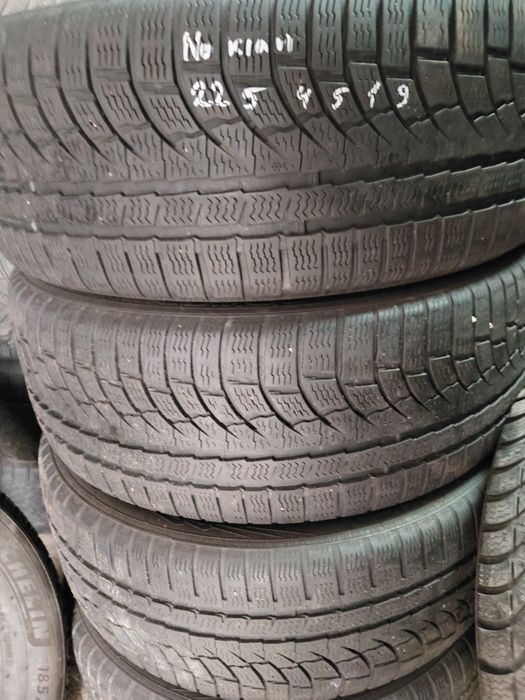 225/45/19" Nokian 4бр.гуми