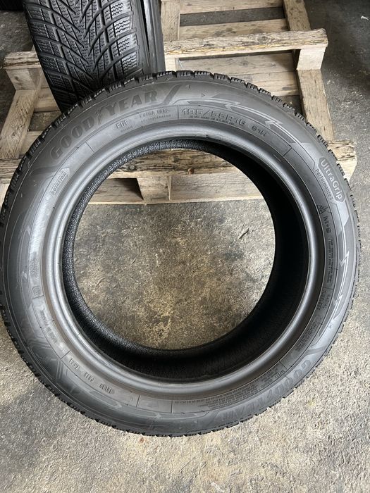 2 anvelope iarna 195/55/16 Goodyear DOT 2023!