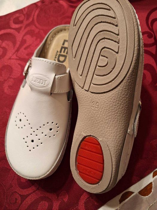 Анатомично медицинско сабо №39