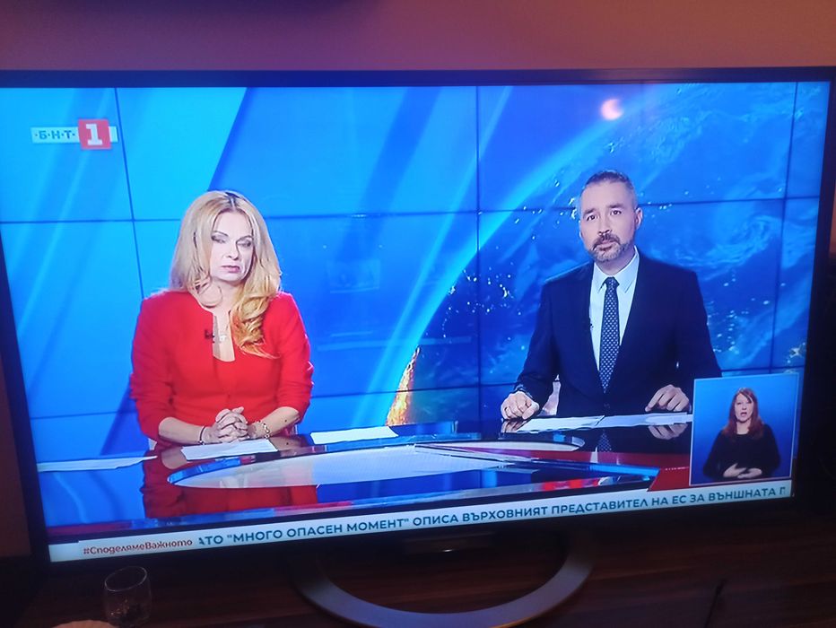 Sony Смарт 3D Телевизор 48" wifi, HD, USB