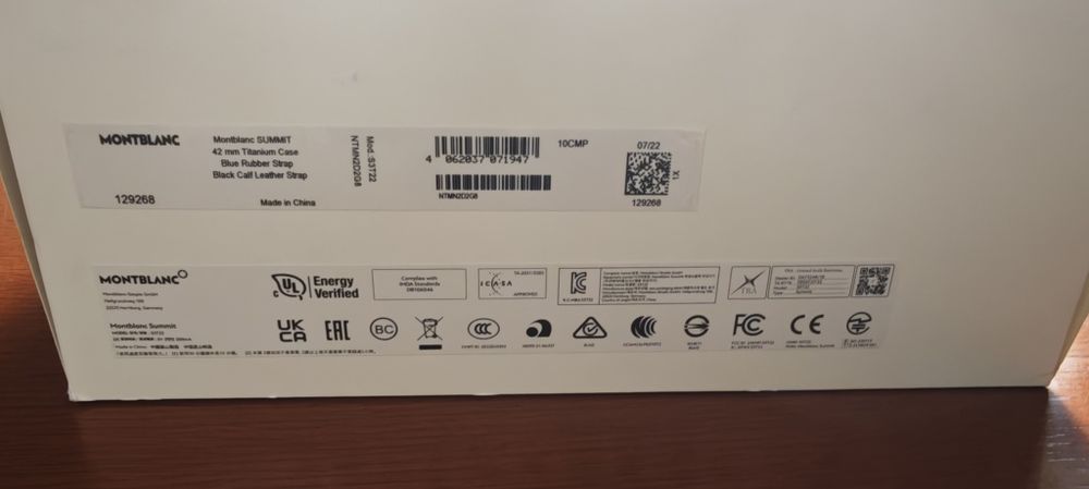 Продавам луксозен смартчасовник Montblanc summit 3, пълен комплект