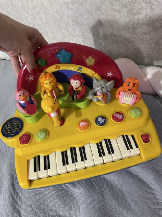 Chicco веселая ферма