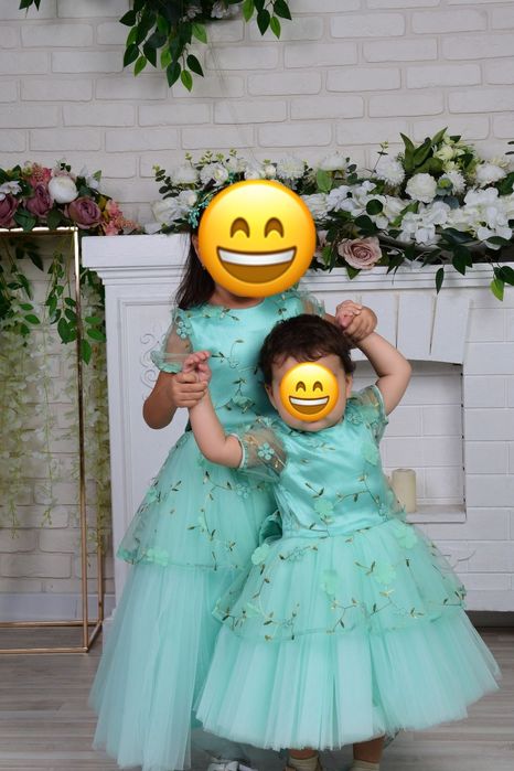 Продам семейный платье 4шт