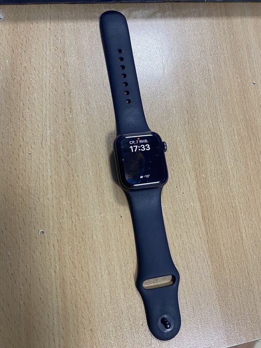 apple watch se сагат уатш