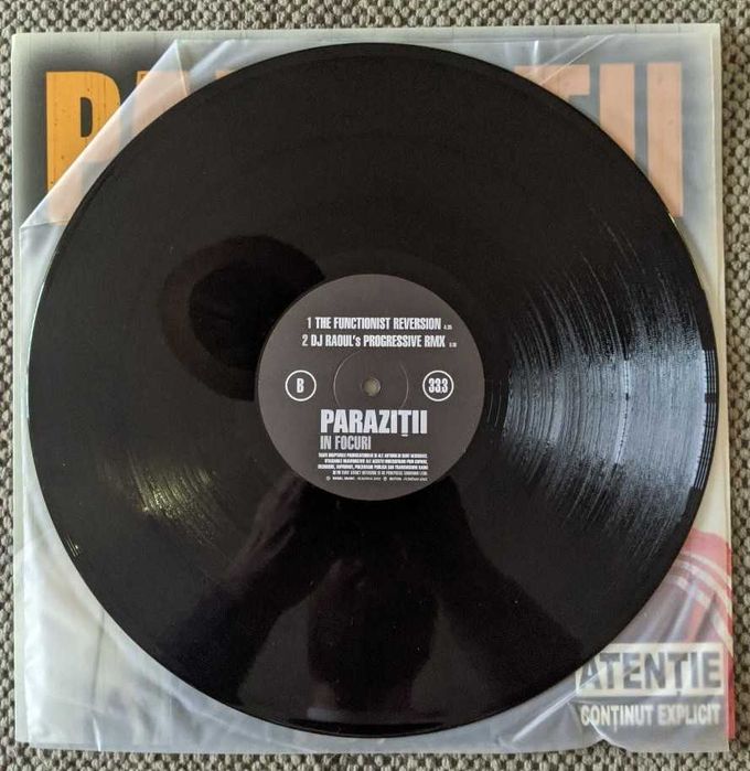 Parazitii - In Focuri - 2002 - vinyl