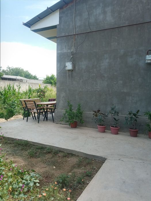 Uy 10sotix  kadstr bor